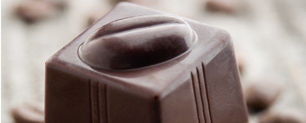 Il cioccolato fondente proteggerebbe dal diabete di tipo 2